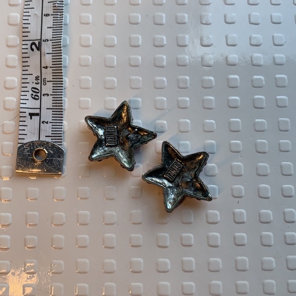 Otazu pink star studs - Picture 4 of 4